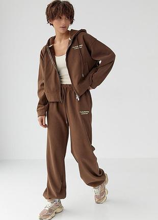 Утеплений спортивний костюм із худі та прямими штанами