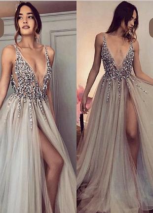 Неймовірно красива сукня в паєтки