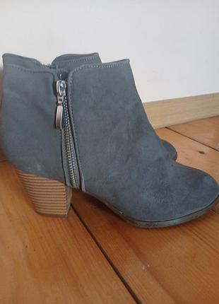 Ботинки 38 размер