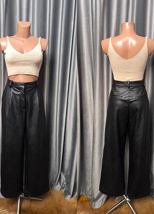 Стильный укороченный топ майка