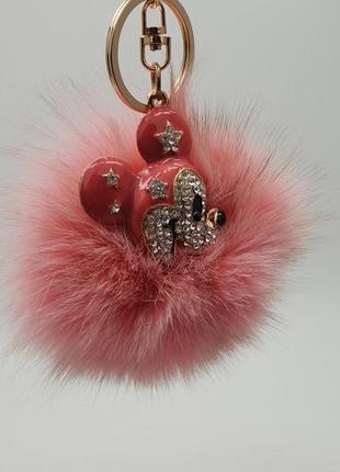 Брелок новая мики маус 
коллекция 
можно для сумки можно для ключей