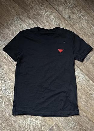 Футболка чорна prada