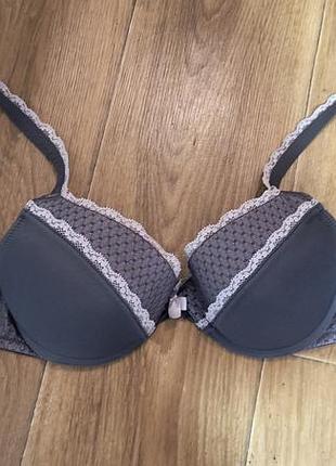 Красивый лиф бюстгальтер пуш-ап