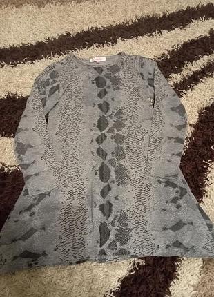 Стильное праздничное платье