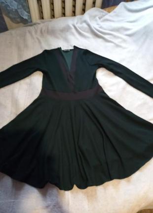 Платье с длинным рукавом