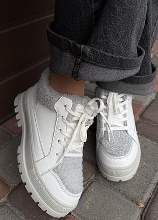 Зимові кросівки з натуральної шкіри білі з хутром