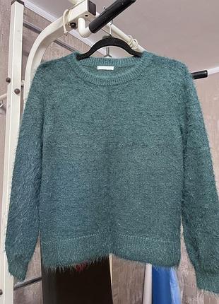 Светр пухнастий