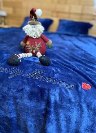 Велюровое теплое постельное белье pretty monica полуторный комплект синий