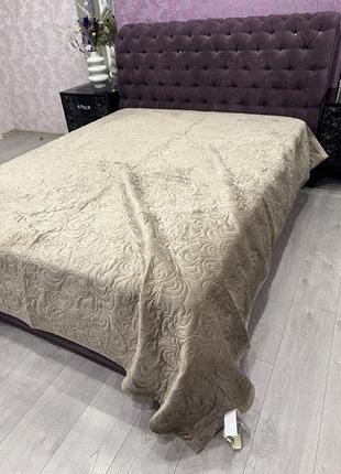 Велюровое стеганое покрывало romance 210х230