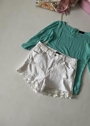 Шорти з мереживом