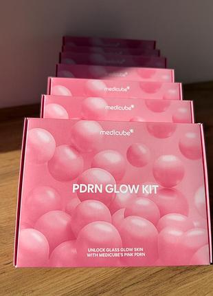 Набор косметики medicube pdrn pink glow kit toner serum cream mask