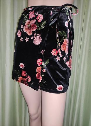 Спідниця велюрова бренду 
" topshop" , uk 8, 93% поліестер+ еластан.