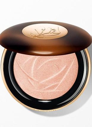 Хайлайтер для обличчя lancome teint idole ultra wear c.e. skin transforming highlighter 01 light glow 10 g.