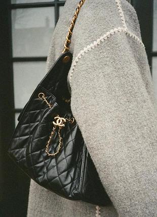 Чорна сумочка