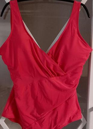 Хороший яркий купальник батал