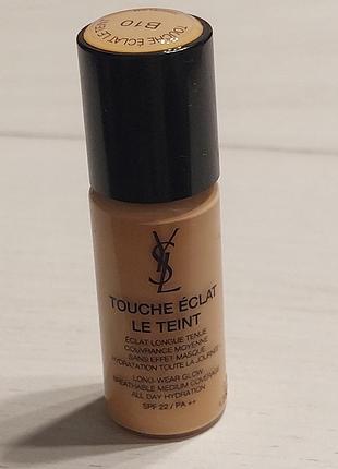 Стойкая тональная основа для лица yves saint laurent ysl touche eclat le teint b10. объем 10 ml.