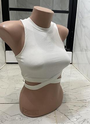 Цікавий топ 😍