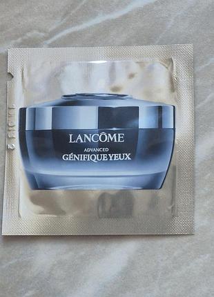 Усовершенствованный крем-активатор молодости для ухода за кожей вокруг глаз lancome advanced genifique yeux.