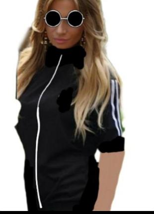 Супербатал/американка
черный гольф на замке
большого размера!
66-76р,бедра140-180см
хлопок/лайкра
всесезон!