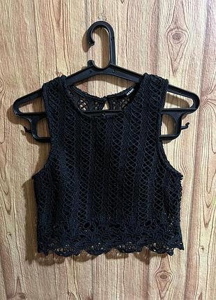 Ажурный черный топ