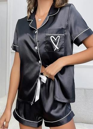 Піжама сатинова з шортами
