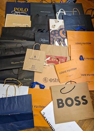 Многие пакеты различных брендов louis vuitton, boss упаковки