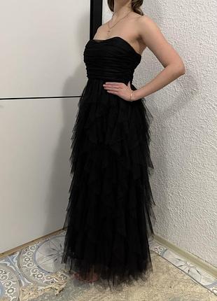 Шикарна вечірня сукня