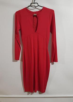 Красное трикотажное платье-миди amika