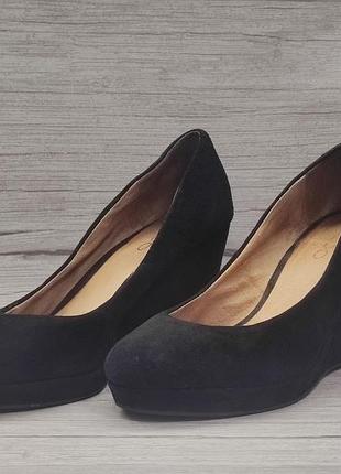 Туфлі на танкетці aldo