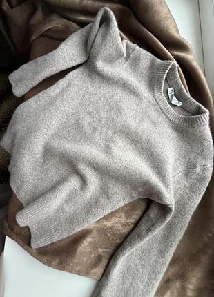 Кашеміровий светрик від zara. светр тауп