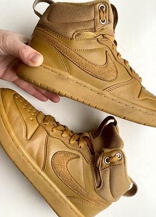 Кросівки високі дитячі демісезонні коричневі nike court borough mid 2 35,5 розмір | устілка 22,5 см