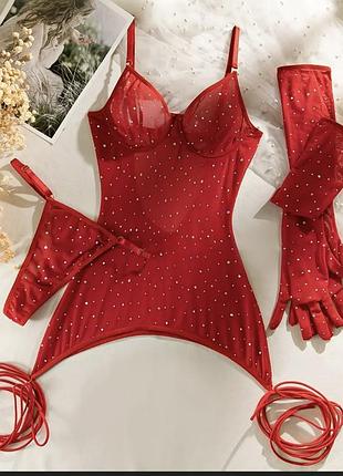 Женский комплект белья красный с