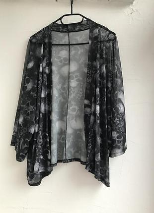 Пляжна накидка в черепки)