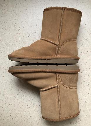 Чоботи, черевики