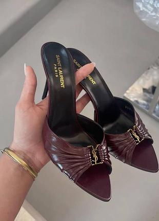 Шльопанці жіночі