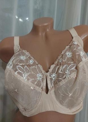 Бюстгальтер без поролона.