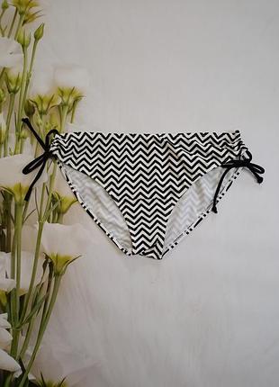 Трусы от купальника, низ от купальника, размер l.