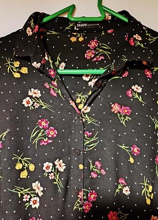 Платье для девушки известной марки. длина-94 (до талии-43).
талию на резинке.
рукав-64. вискоза.