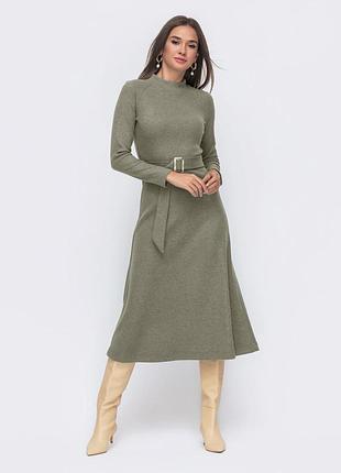 Трикотажное платье а-силуэта цвета хаки | 93328