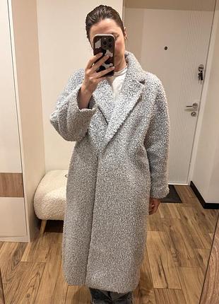 Пальто сіре барашок reserved m