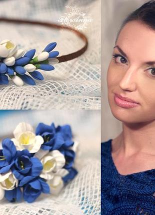 Голубой обруч для волос с цветами "бело-лазурные фрезии"