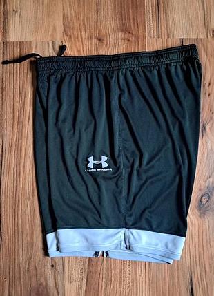 Шорти under armour challenger