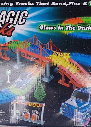 Magic tracks , 388 дет., 2 машинки (джипы).