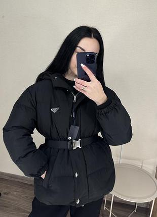 Пуховик жіночий prada