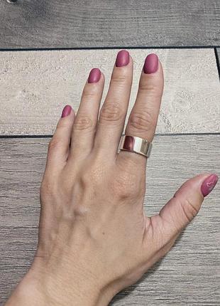 Каблучка широка гладка мінімалізм, ширина 9 мм, срібне покриття 925 проби, регульований розмір 16-17