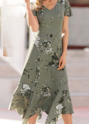 Летнее женское платье bonprix ассиметричный низ цветочный принт молния оливковый цвет