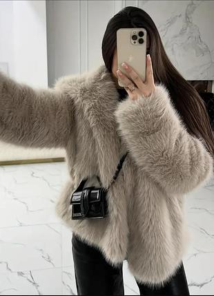 Шубка жіноча з імітацією натурального хутра