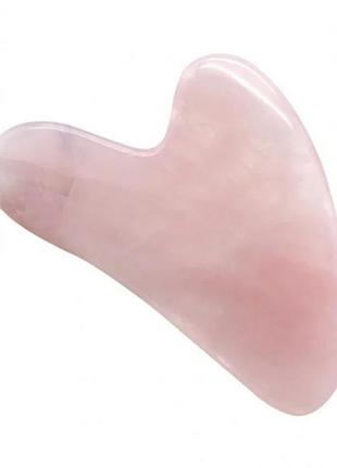 Скребок гуаша розовый кварц в форме галочки