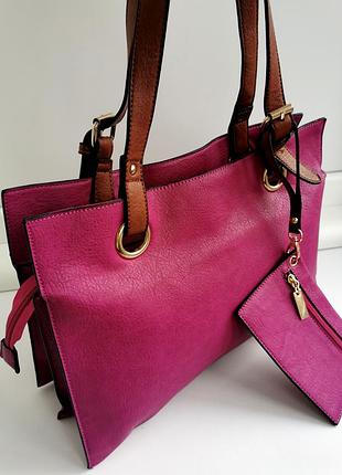 Красивая женская сумка