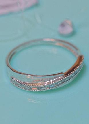 Кільце срібне 925 проби.